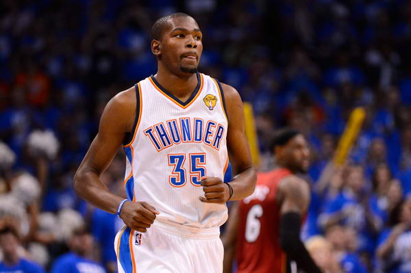 故事线围绕 故事线围绕